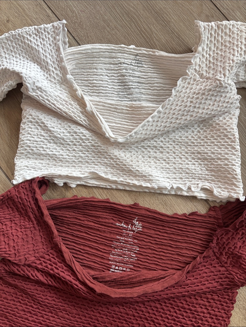 Free People Off-Shoulder Ribbed Crop Tops in Cream & Burgundy - Picture 2 of 2